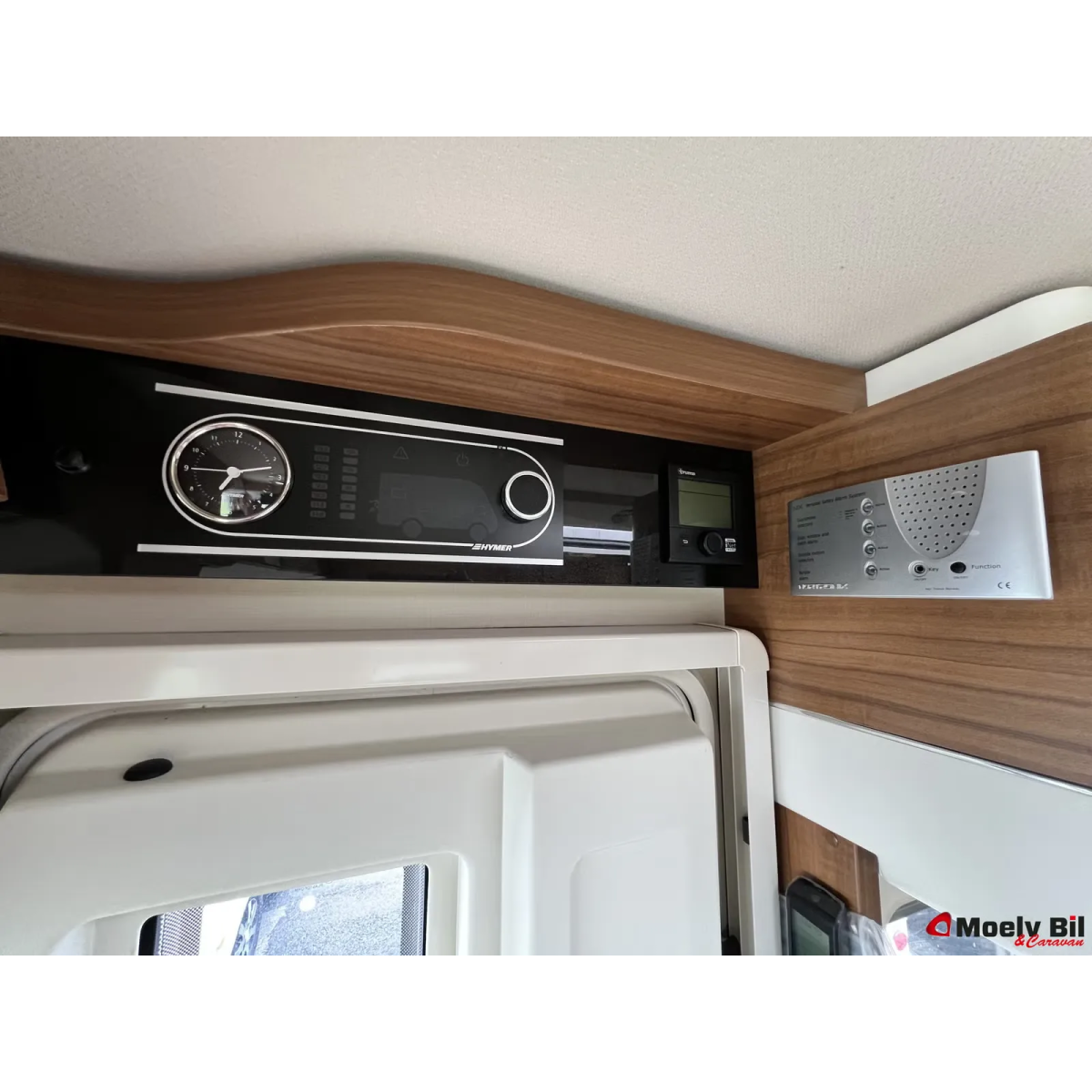 Hymer B 588 DL