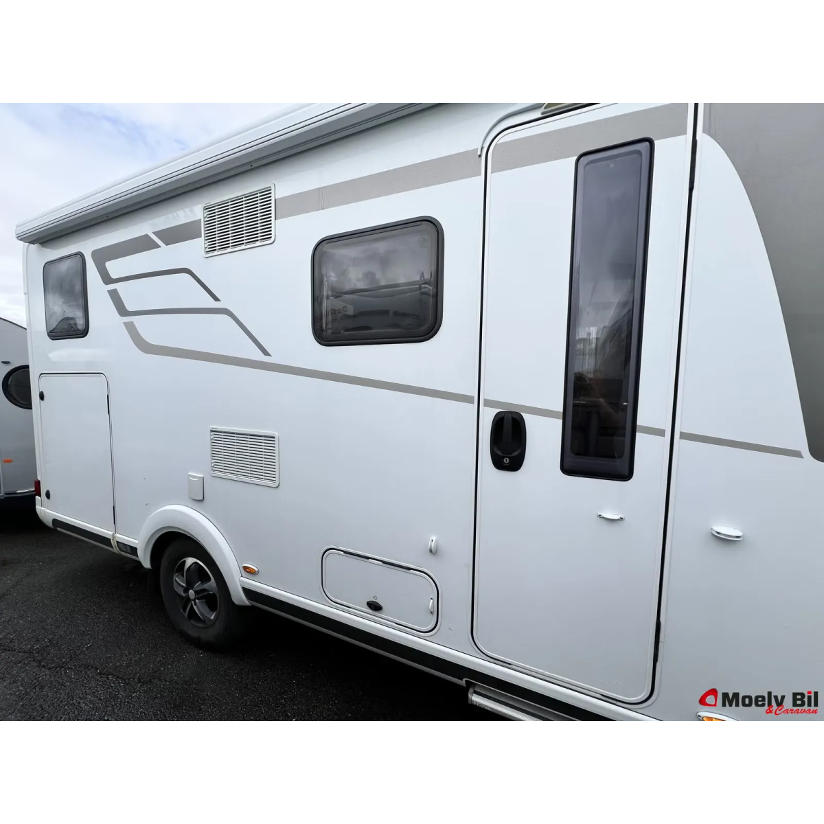 Hymer B 588 DL