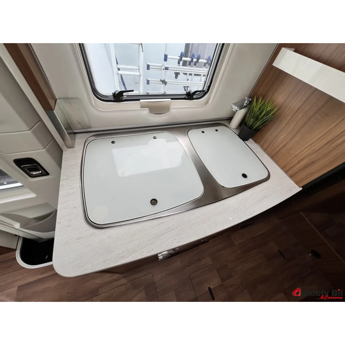 Hymer B 588 DL