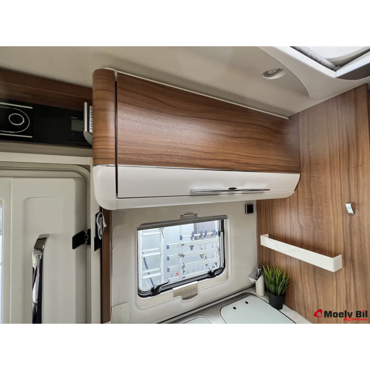 Hymer B 588 DL