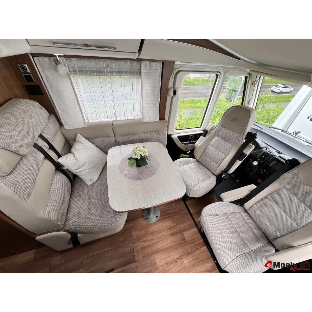 Hymer B 588 DL