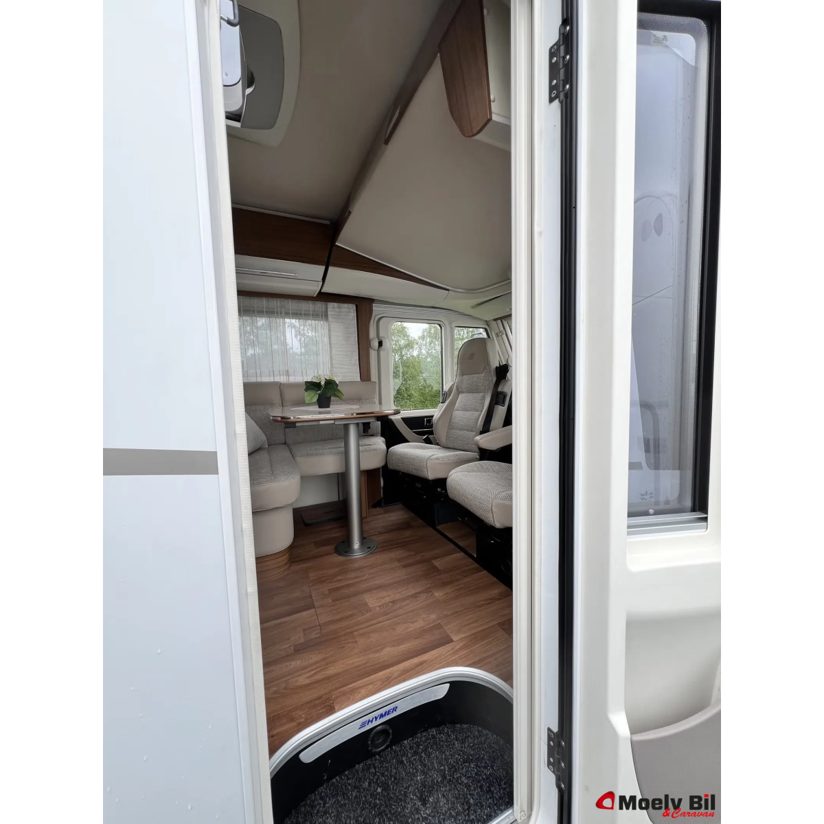 Hymer B 588 DL