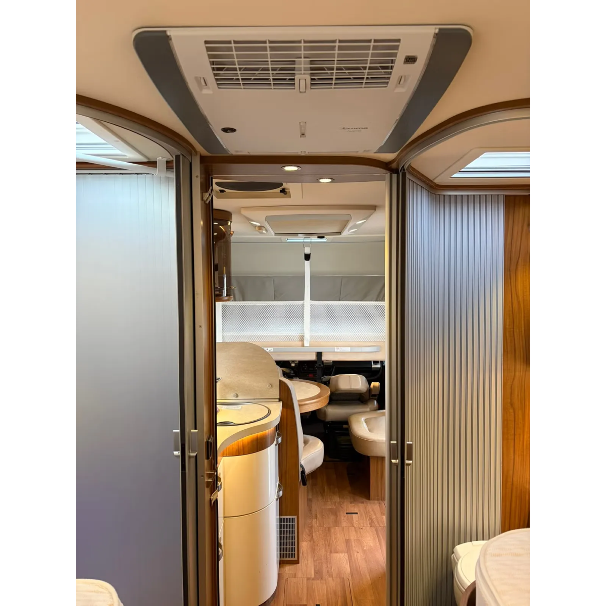 Hymer B 678