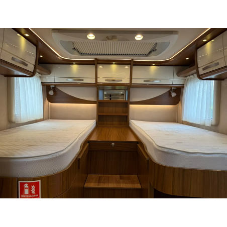 Hymer B 678