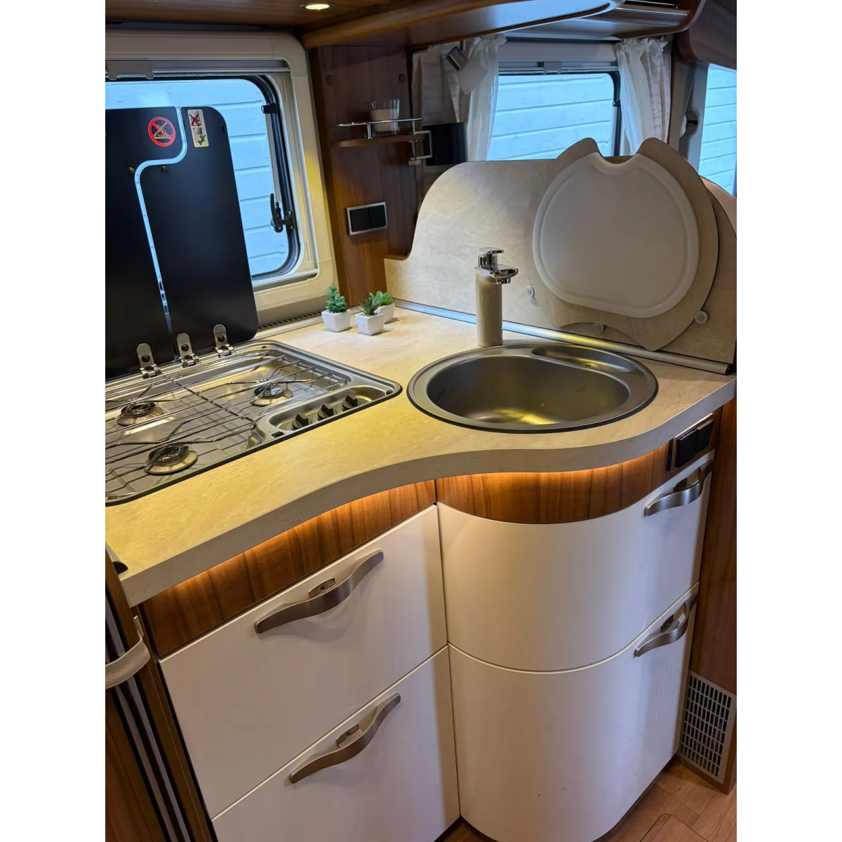 Hymer B 678