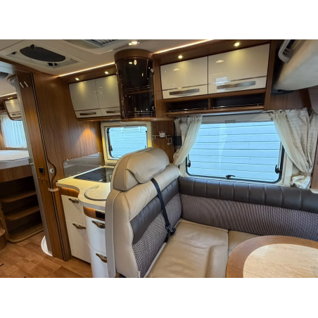Hymer B 678