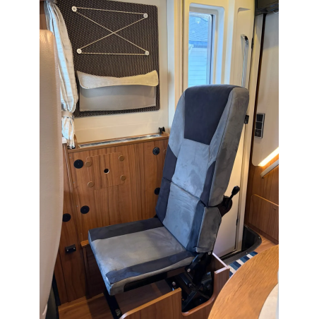 Hymer B 678