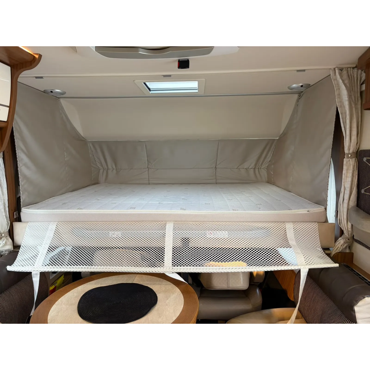 Hymer B 678