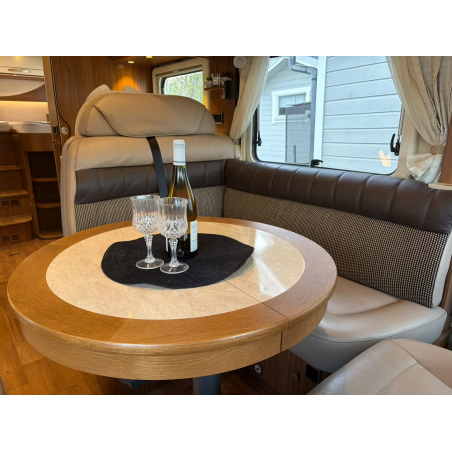 Hymer B 678
