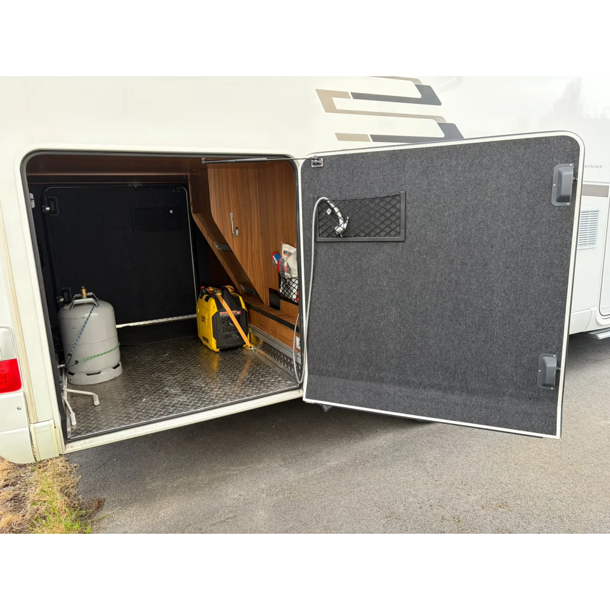 Hymer B 678