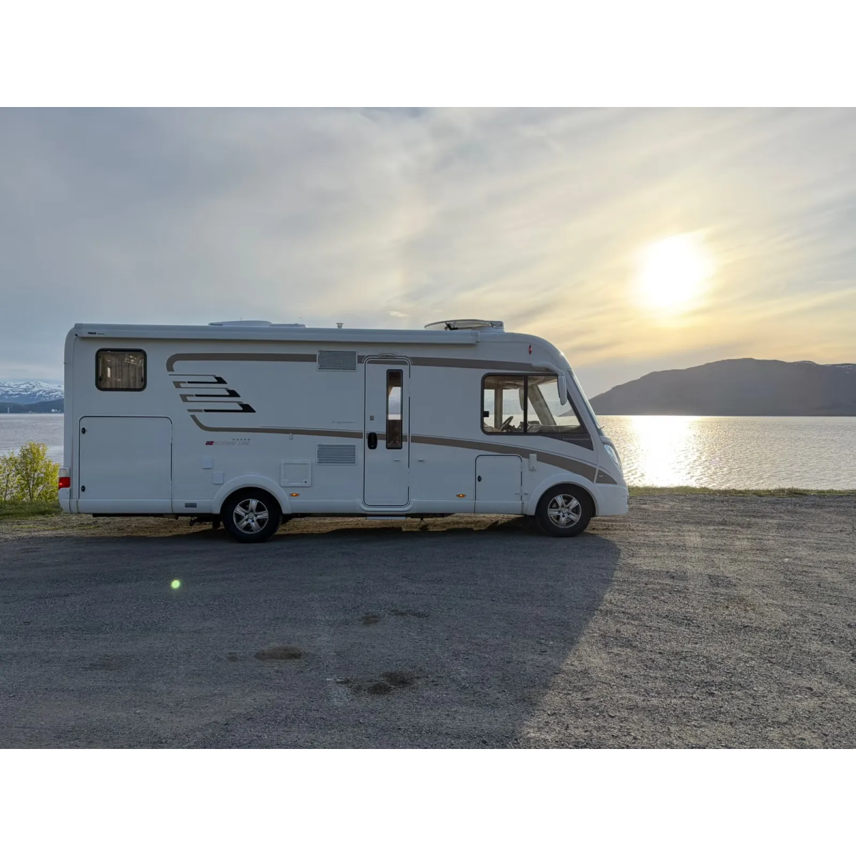Hymer B 678