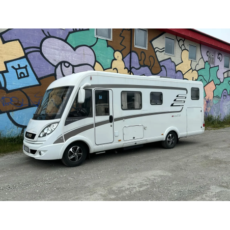 Hymer B 678