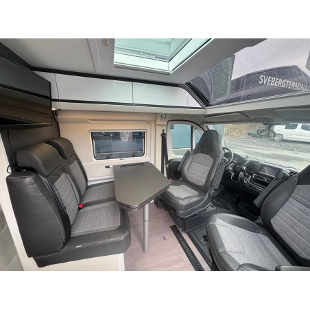 Adria Twin Supreme 600 SPB/9