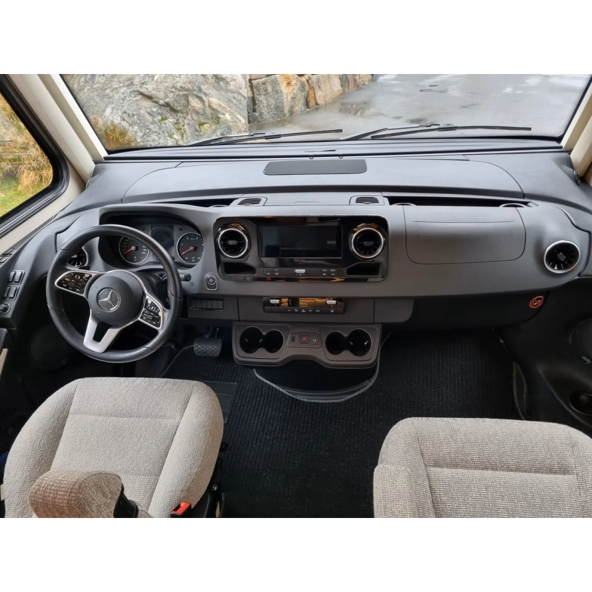 Hymer B 690 MC