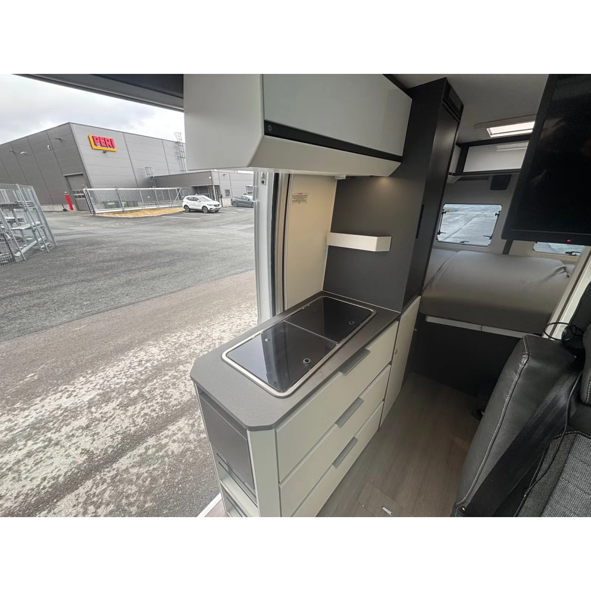Adria Twin Supreme 600 SPB/9