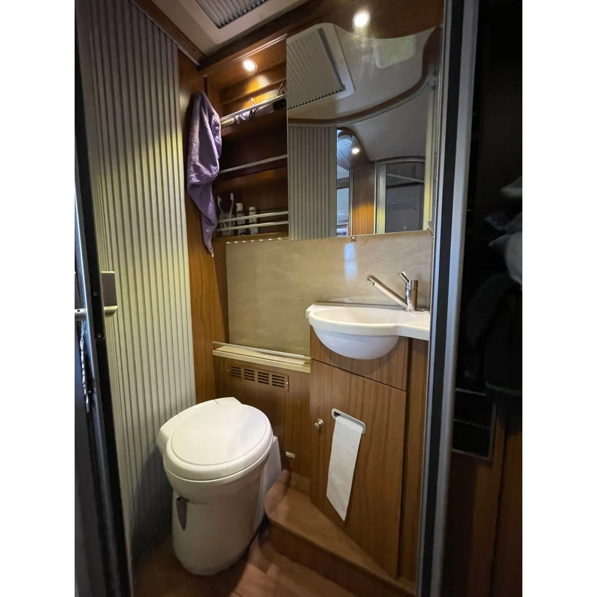 Hymer B 678