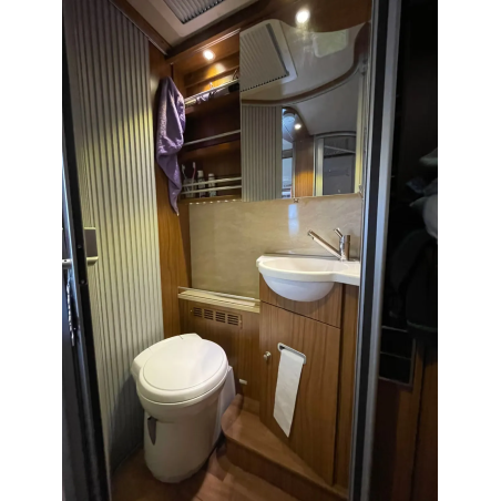 Hymer B 678