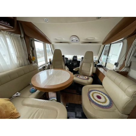 Hymer B 678