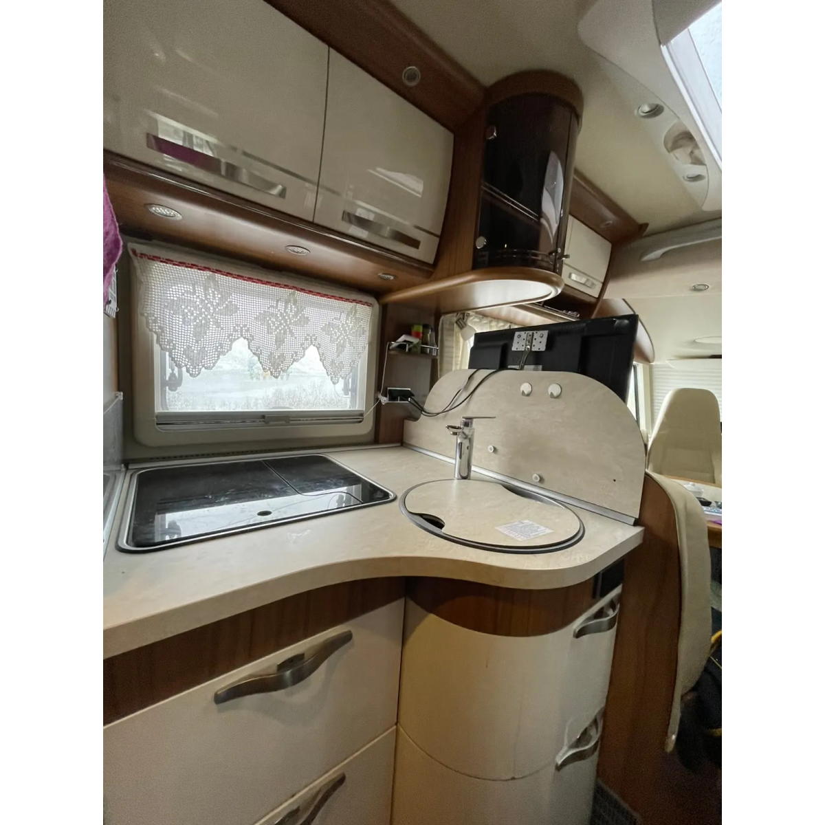 Hymer B 678