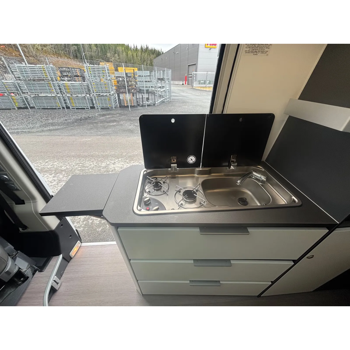 Adria Twin Supreme 600 SPB/9