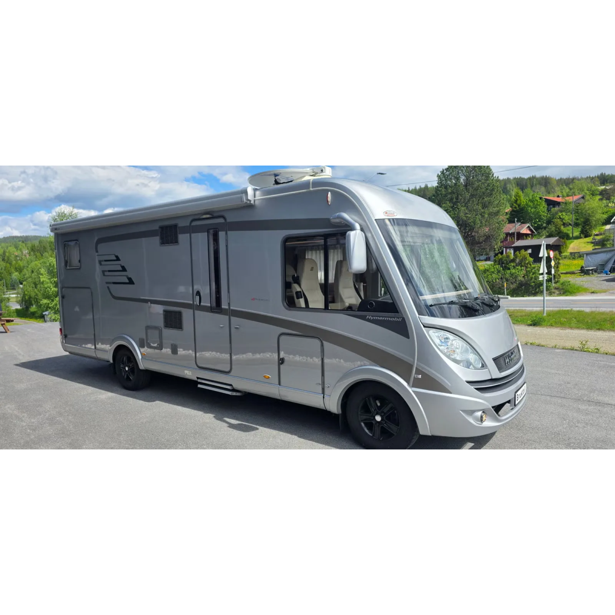 Hymer B 704 SL