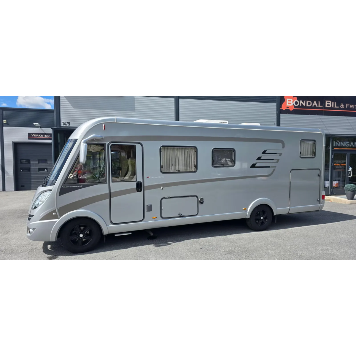 Hymer B 704 SL