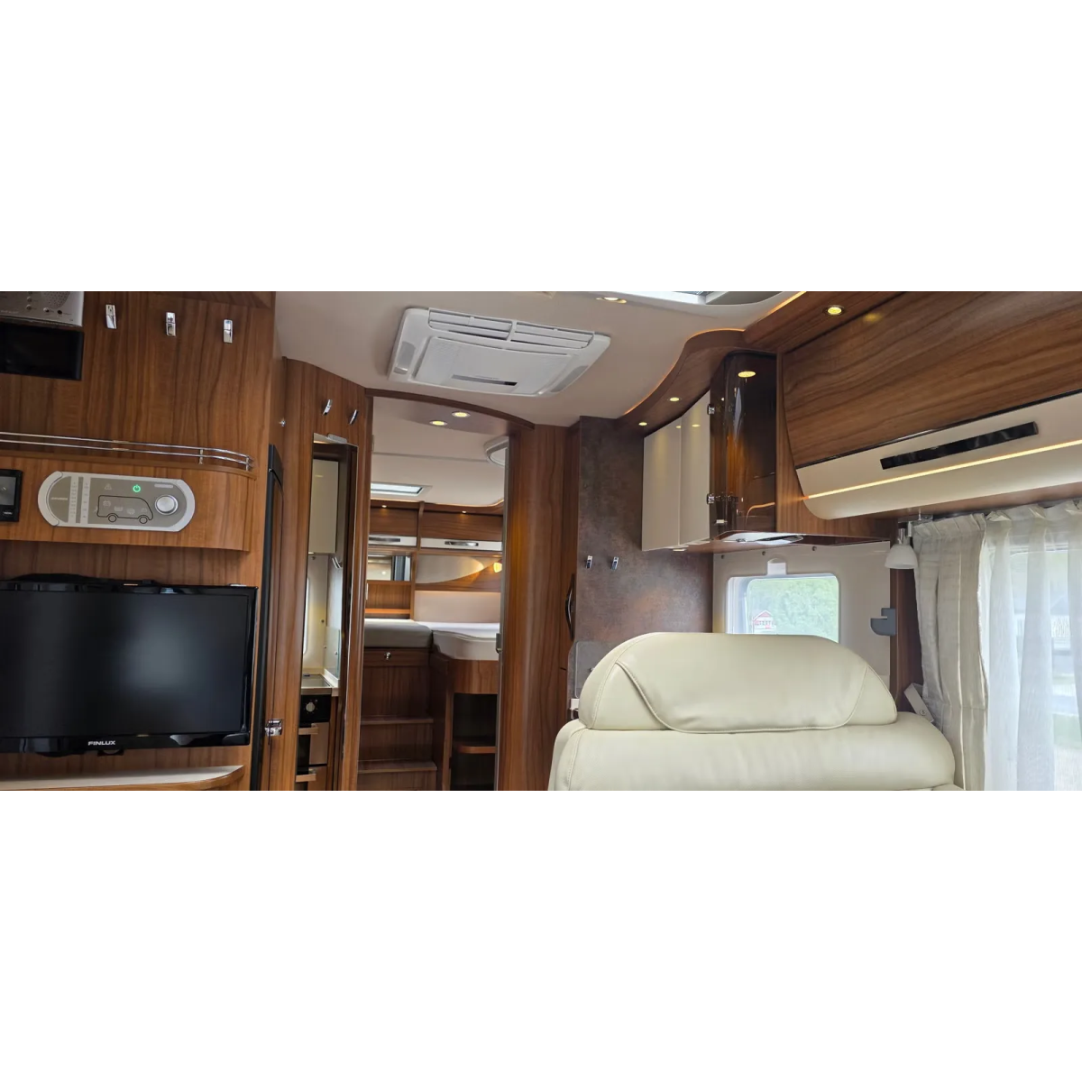 Hymer B 704 SL