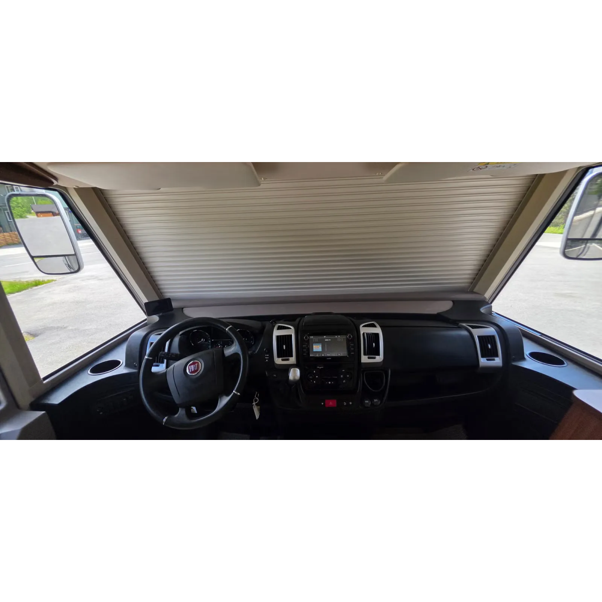 Hymer B 704 SL
