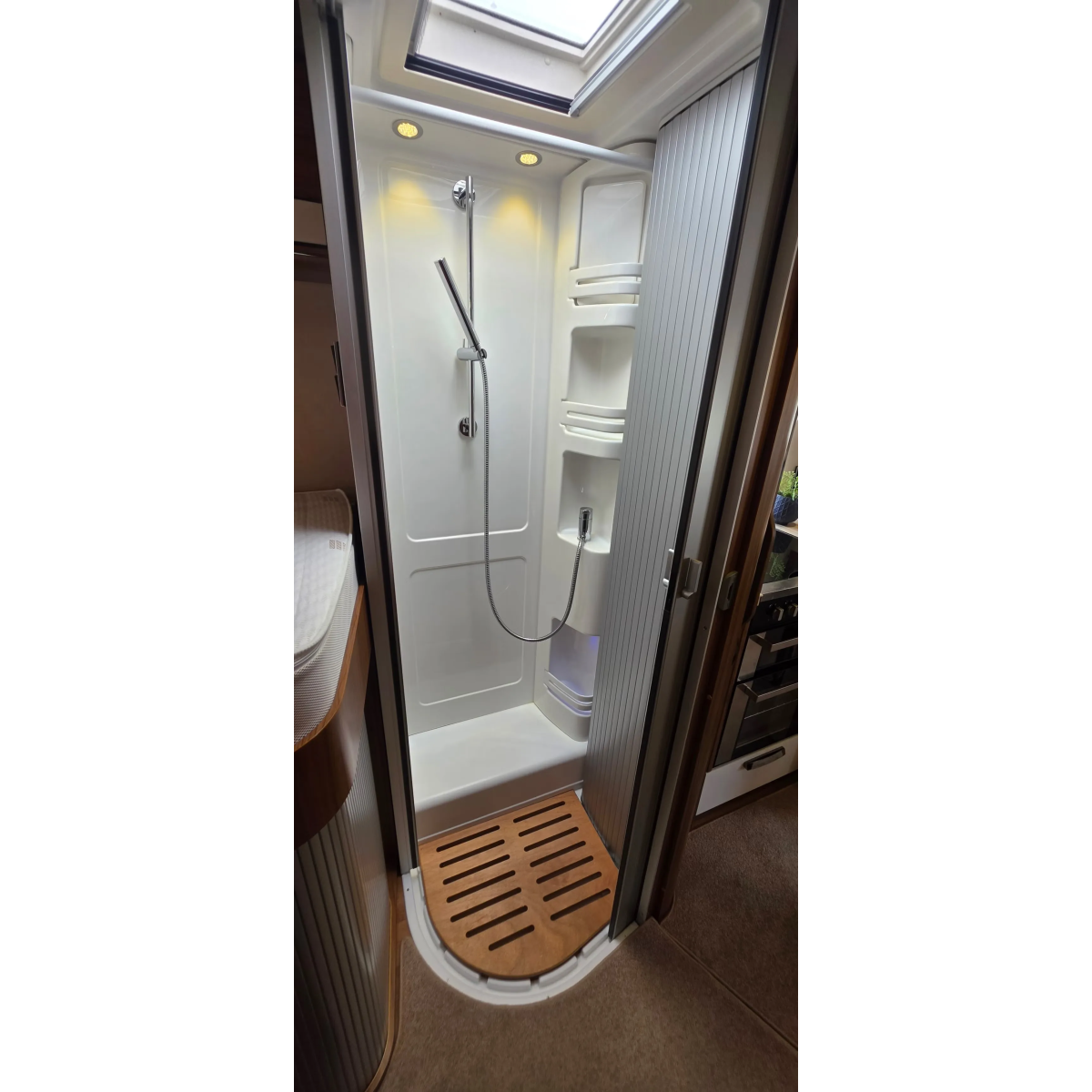 Hymer B 704 SL