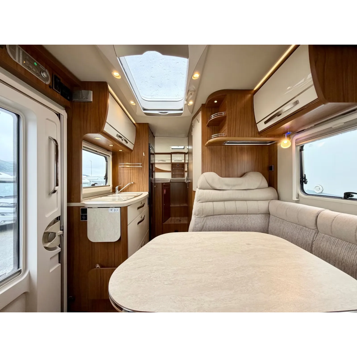 Hymer MLI 580 Black Edition