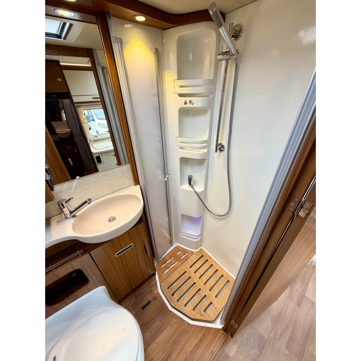 Hymer MLI 580 Black Edition