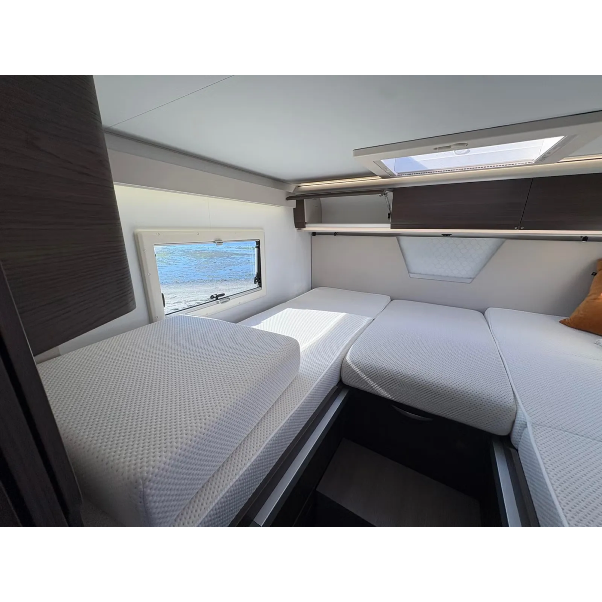 Adria Matrix Supreme 670 DL