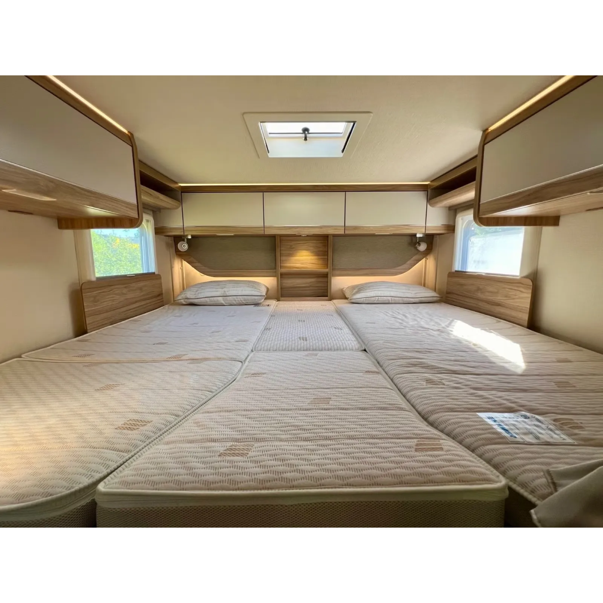 Hymer Ext 588