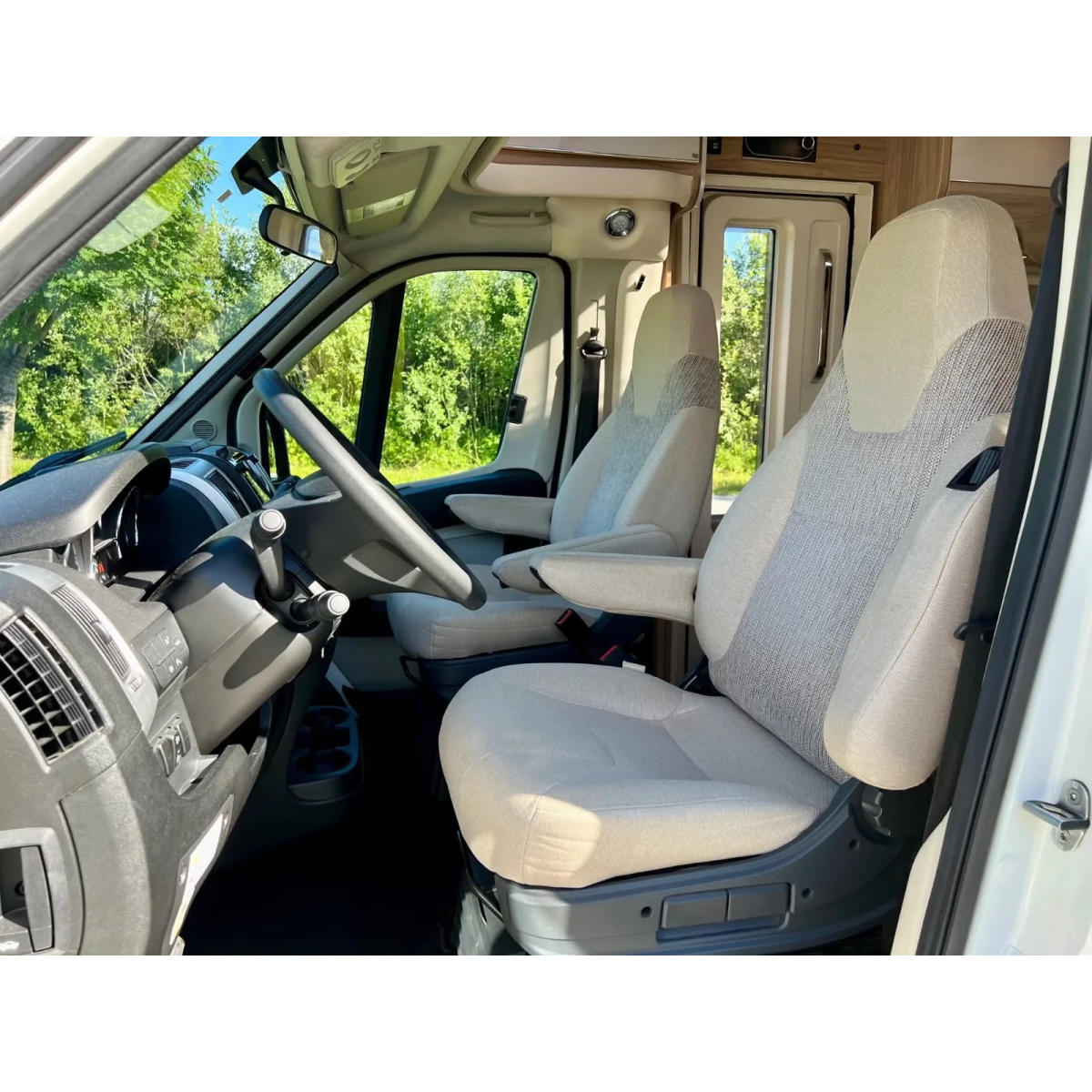 Hymer Ext 588