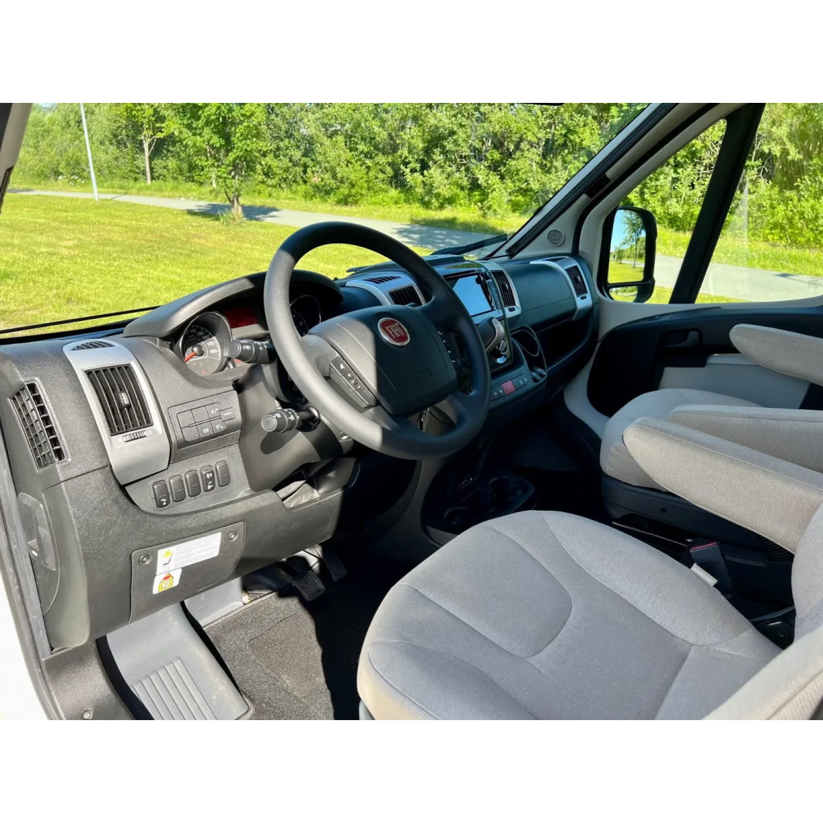 Hymer Ext 588