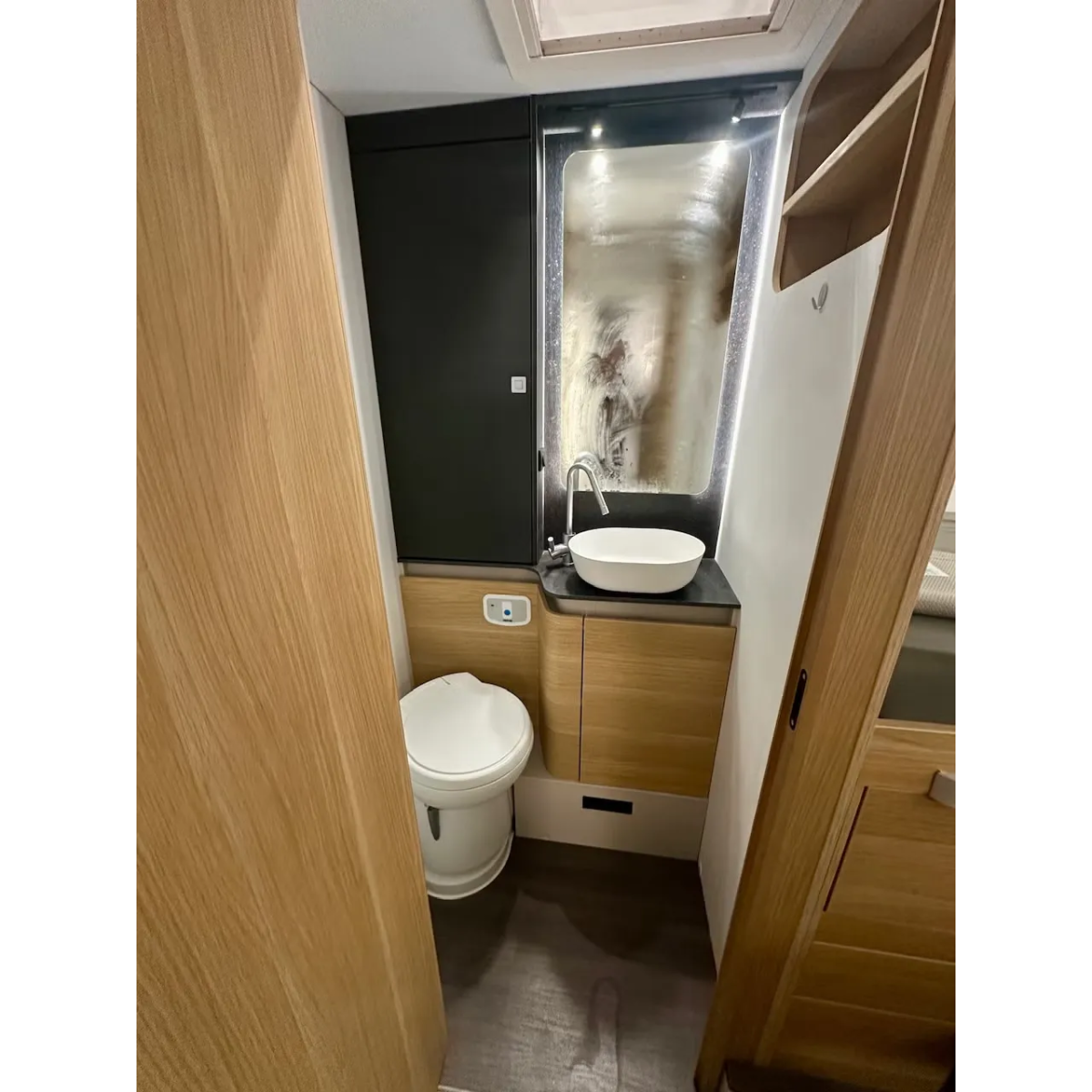 Adria Coral Plus 670 SL
