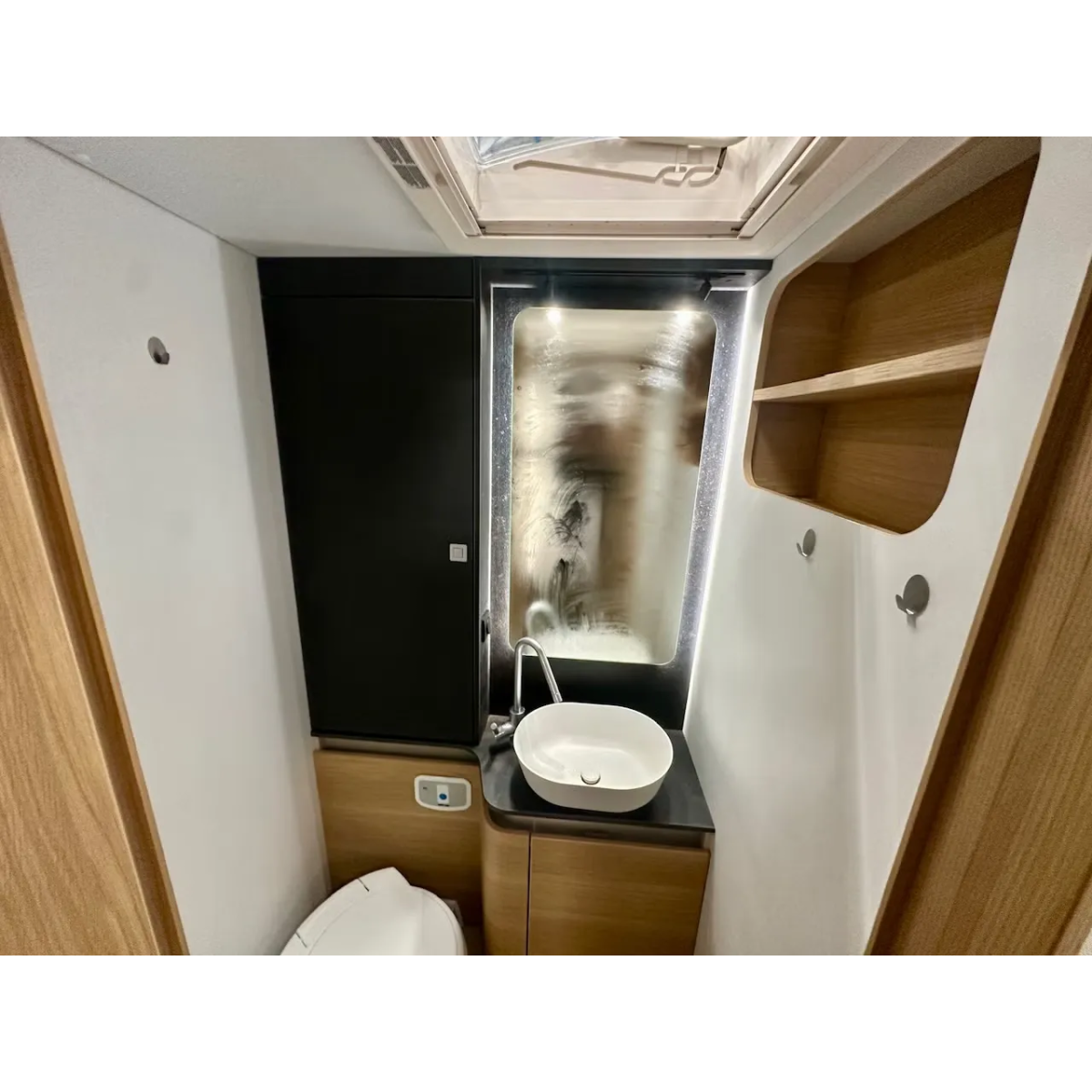 Adria Coral Plus 670 SL