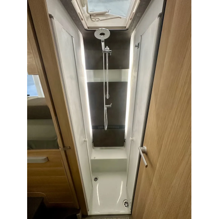 Adria Coral Plus 670 SL