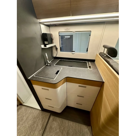 Adria Coral Plus 670 SL