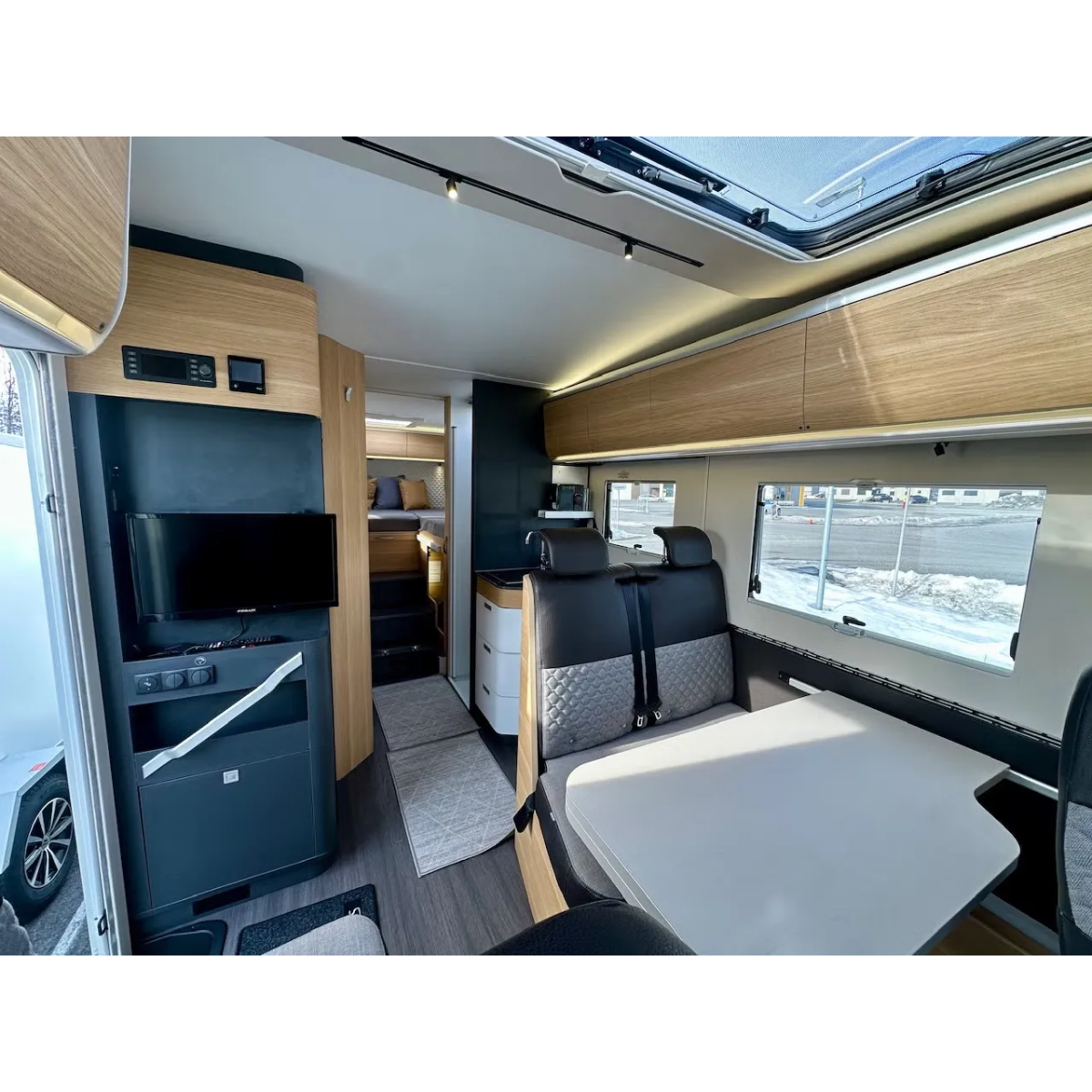 Adria Coral Plus 670 SL