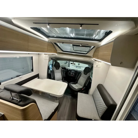 Adria Coral Plus 670 SL
