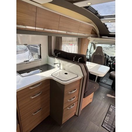 Adria Coral 670 SLT