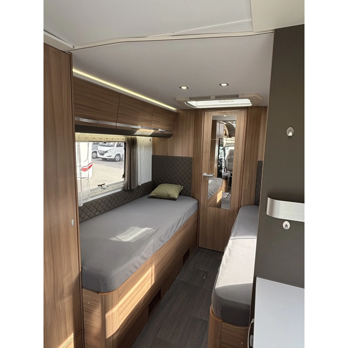 Adria Coral 670 SLT