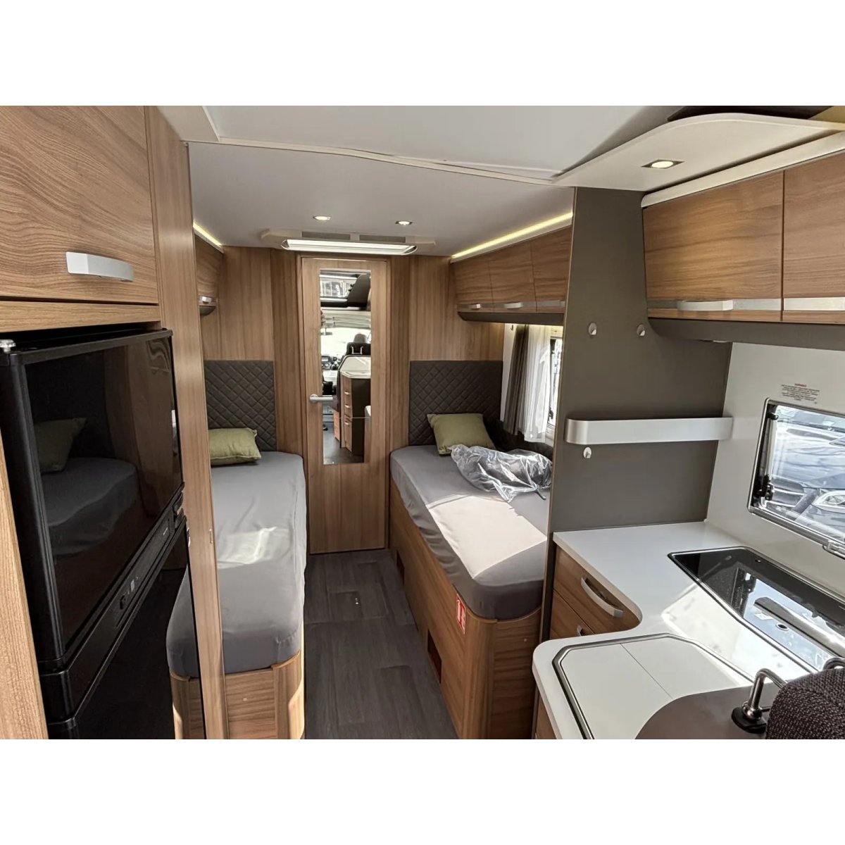 Adria Coral 670 SLT