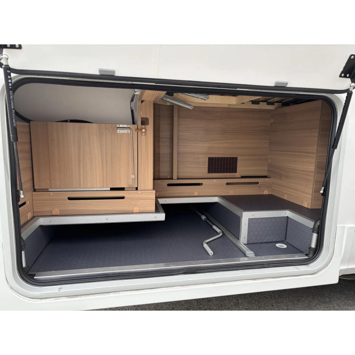Adria Coral 670 SLT