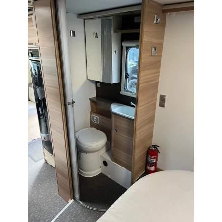 Adria Matrix M 670 SC