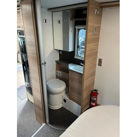 Adria Matrix M 670 SC
