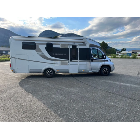 Adria Matrix M 670 SC