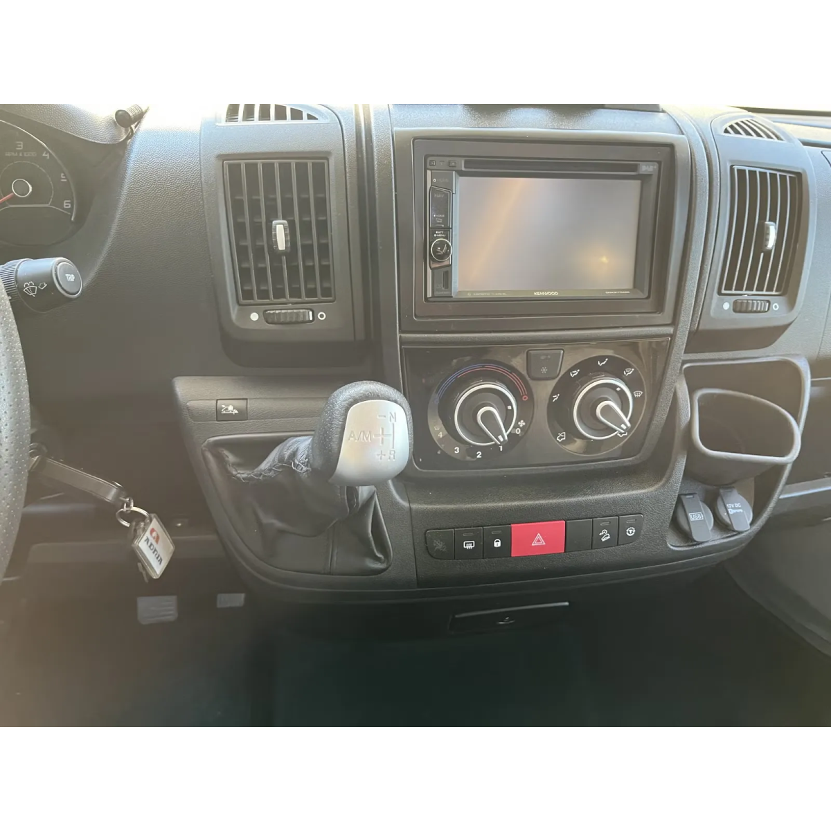 Adria CORAL XL A 670 DK