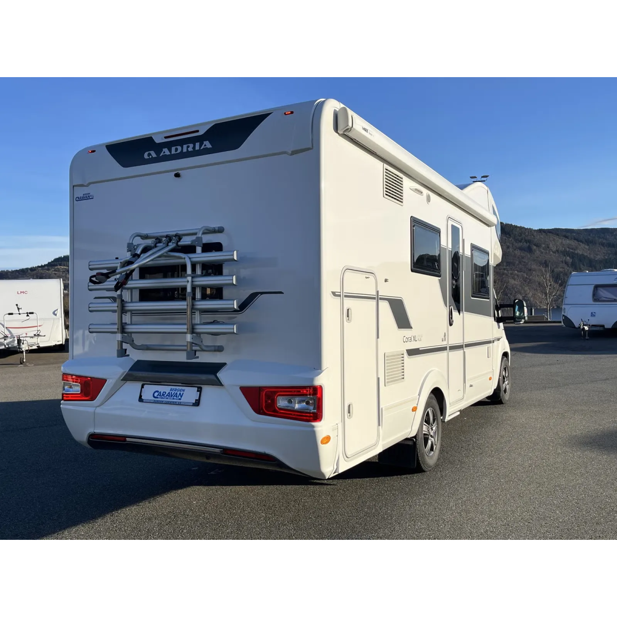 Adria CORAL XL A 670 DK